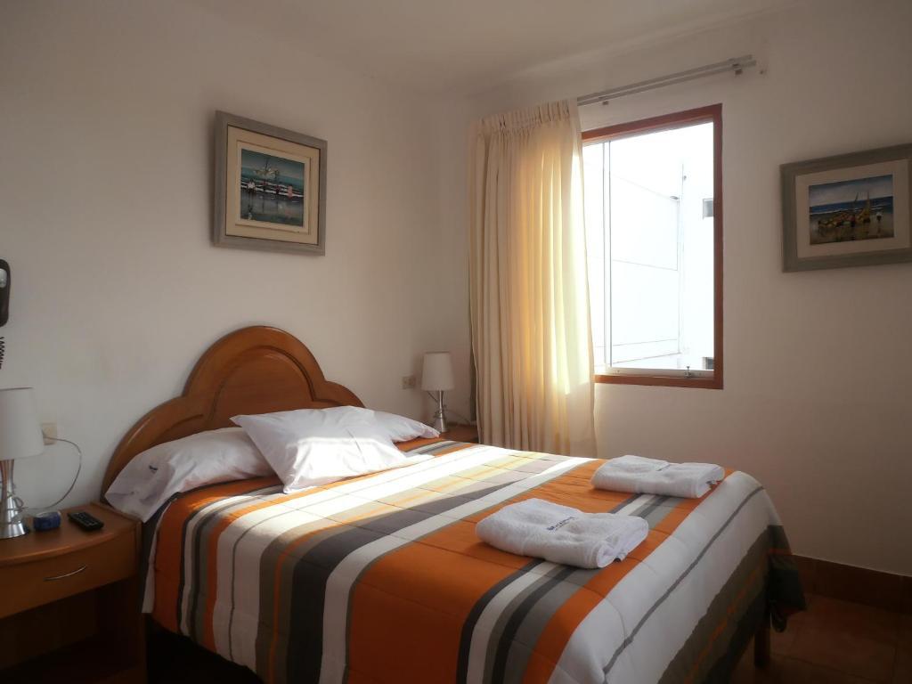 Hotel Bracamonte Huanchaco Oda fotoğraf